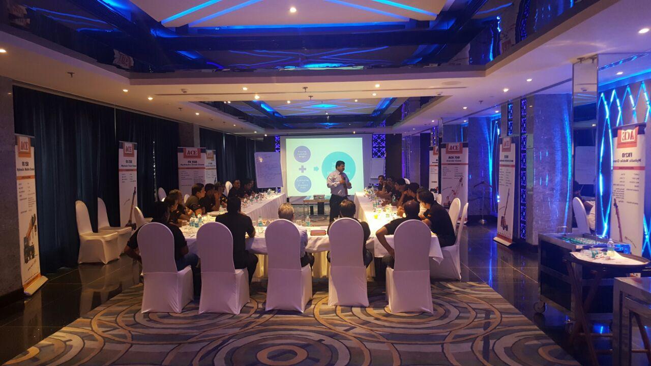 Golden Galaxy Hotels & Resorts 法里达巴德 外观 照片